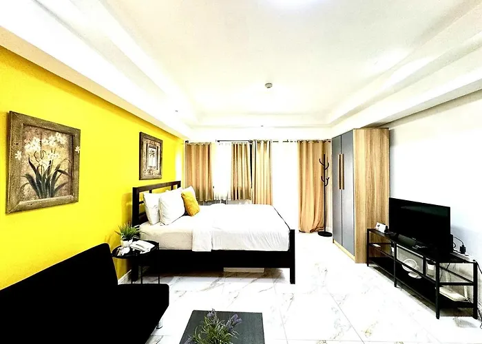 Apartment New! With Balcony & Park View In Greenbelt