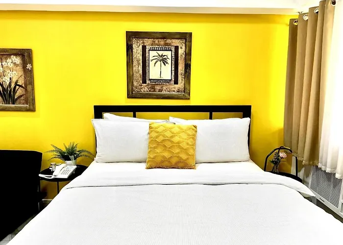 New! With Balcony & Park View In Greenbelt Manila