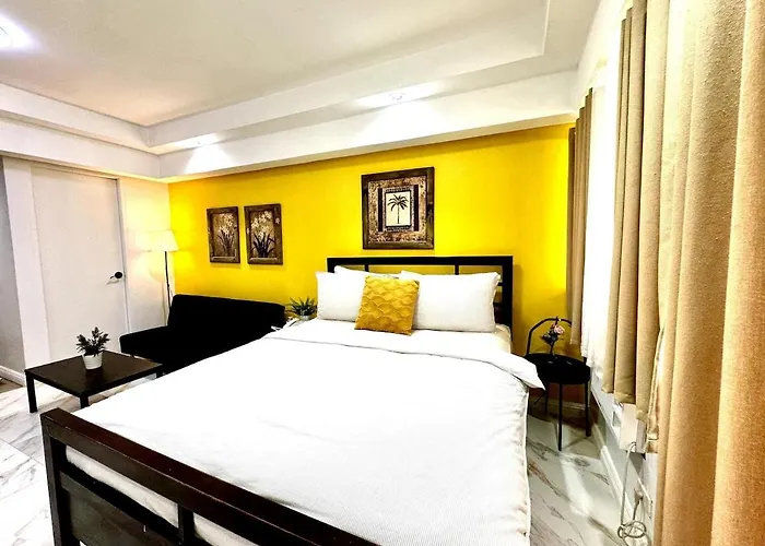 New! With Balcony & Park View In Greenbelt Apartment